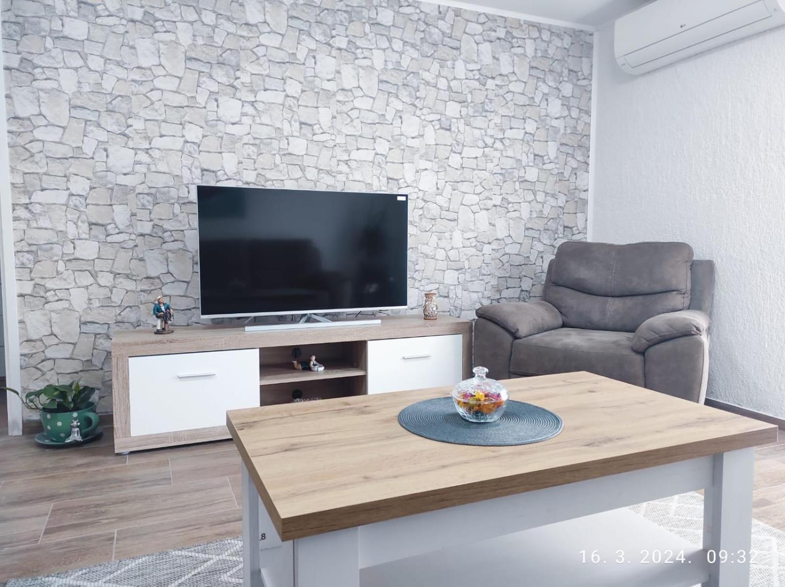 Apartman Jenny-Porec Kosinozici Extérieur photo